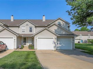 1422 SE Lexington Ave, Lees Summit, MO 64081