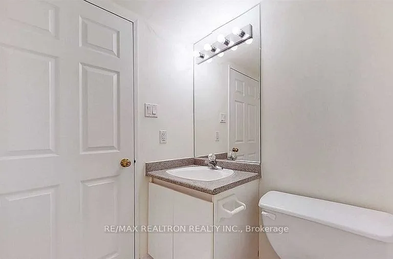 736 Bay St #2610 — Photo 11