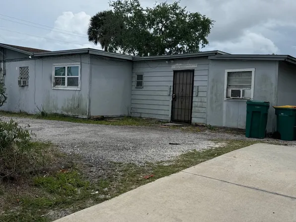 1750 BUNCHE Street, Melbourne, FL 32935