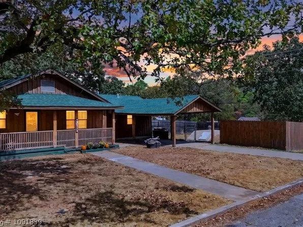 705 E Avenue G, Heavener, OK 74937