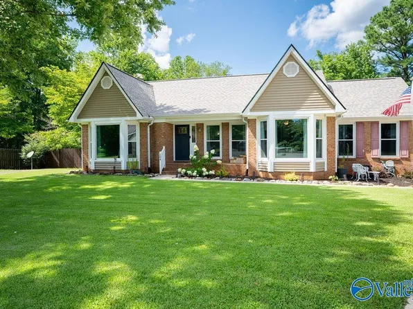 104 Onyx Ct, Huntsville, AL 35810