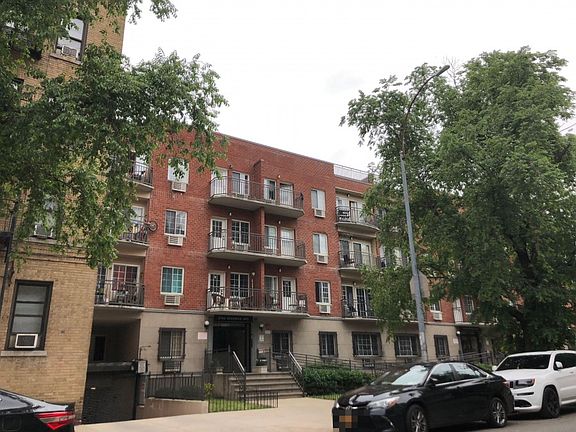 2nd image of 2796 Sedgwick Ave APT 2A