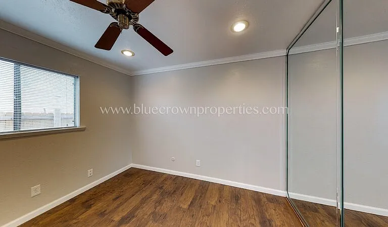 10239 Catalpa Rd — Photo 26