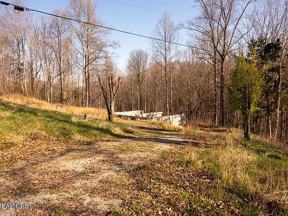 5th image of 174 Turkey Town Rd