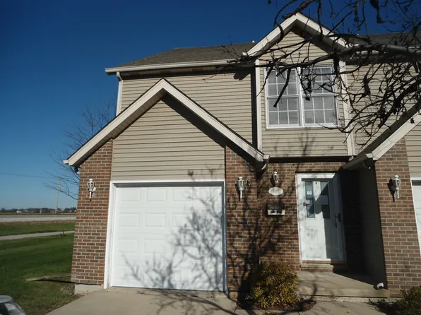 500 S Peace Rd, Sycamore, IL 60178