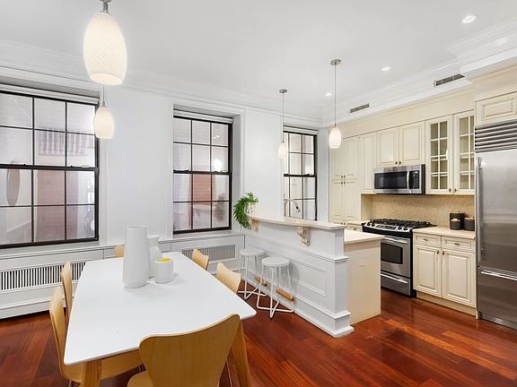 4th image of 264 W 124th St #2/3