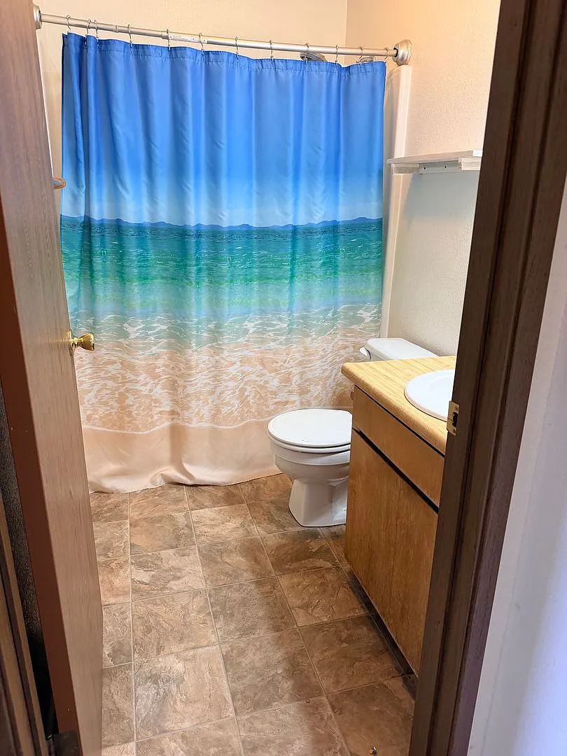 1007 Loni DR — Photo 3