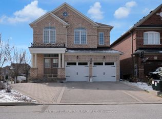 13 Herefordshire Cres NE, East Gwillimbury, ON