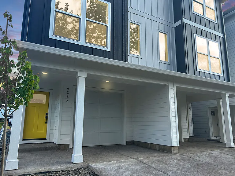 4271 SW 175th Ave #1-B — Photo 3