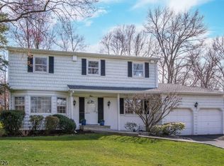 5 Arverne Rd, West Orange, NJ 07052