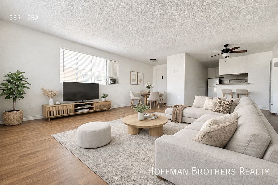 1st image of 316 E Hyde Park Blvd APT 2
