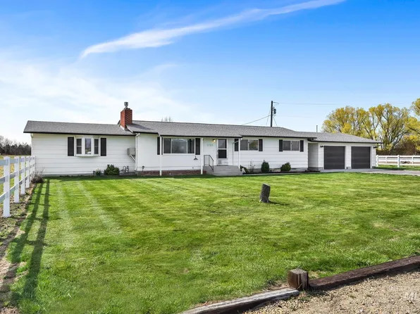 1755 S Artesian Rd, Eagle, ID 83616