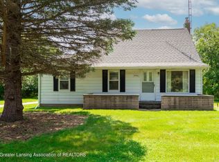 8396 Coleman Rd, Haslett, MI 48840