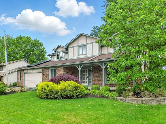 2nd image of 45 Nicole Dr