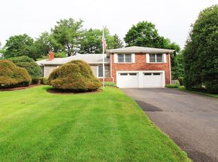 25 Academy Rd, Somerset, NJ 08873