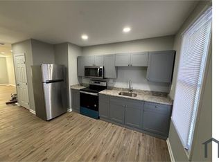2516 Hollins St, Baltimore, MD 21223