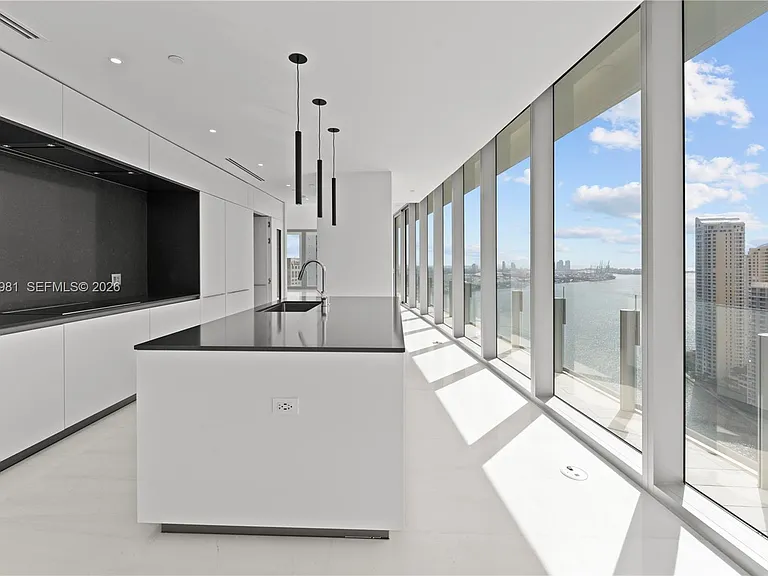 300 Biscayne Boulevard Way #3201 — Photo 7
