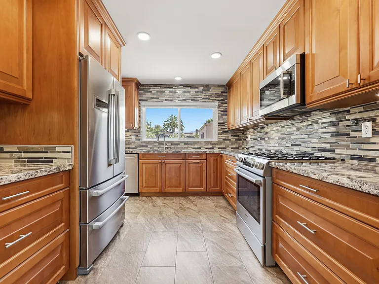 14545 Hillndale Way — Photo 13