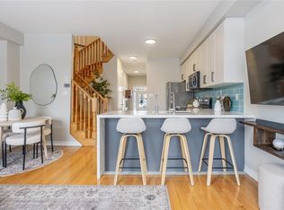 694 Sauve St, Milton, ON L9T8M4