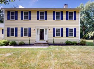 6 Forest Hill Dr, North Smithfield, RI 02896