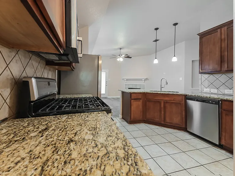 12153 Angel Food Ln — Photo 8