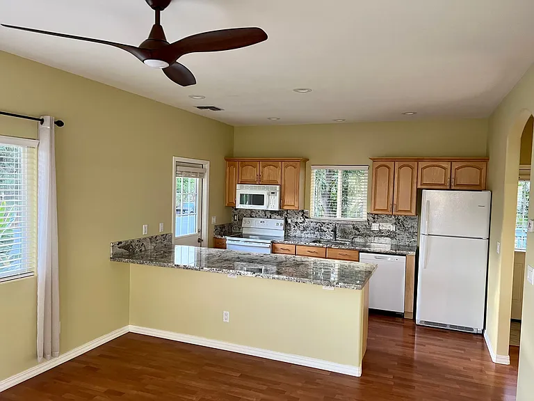 121 Honuhula Pl — Photo 2