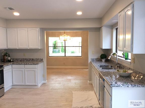 3rd image of 22 Casa Grande