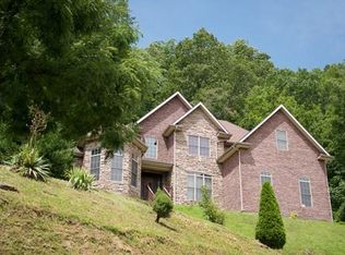 211 Highland Ave, Hazard, KY 41701