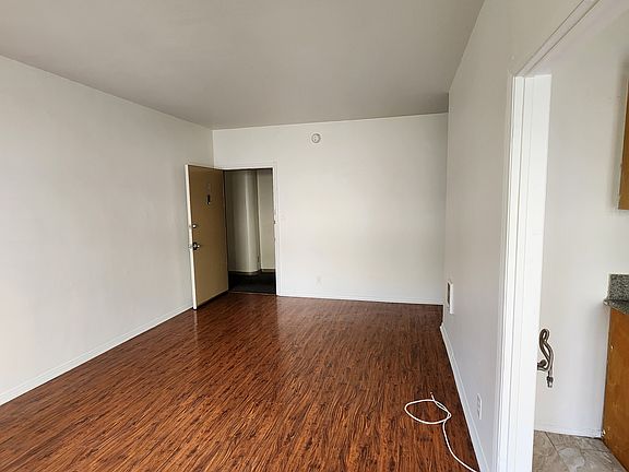 2nd image of 619 S Normandie Ave APT 14