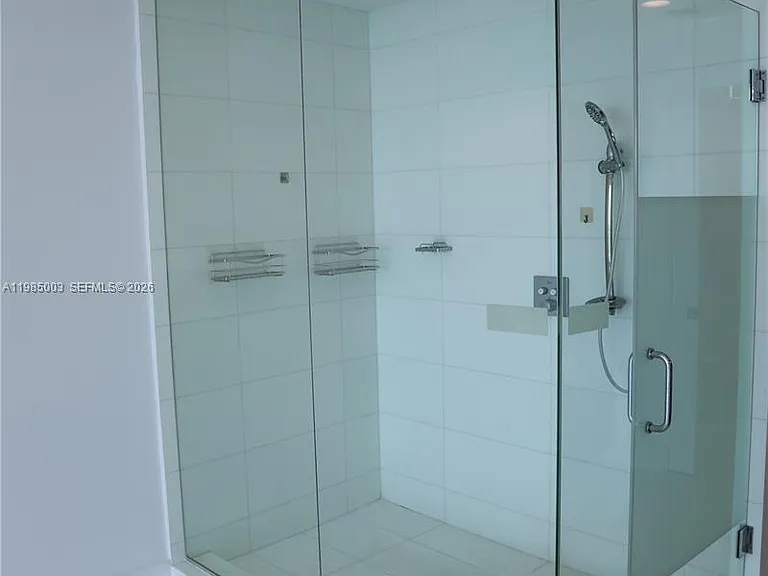 2020 N Bayshore Dr #2204 — Photo 20