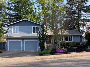 2022 Beaver Loop NW, Salem, OR 97304