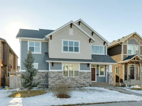 417 N 29th Ave NW, Calgary, AB T2M 2M4