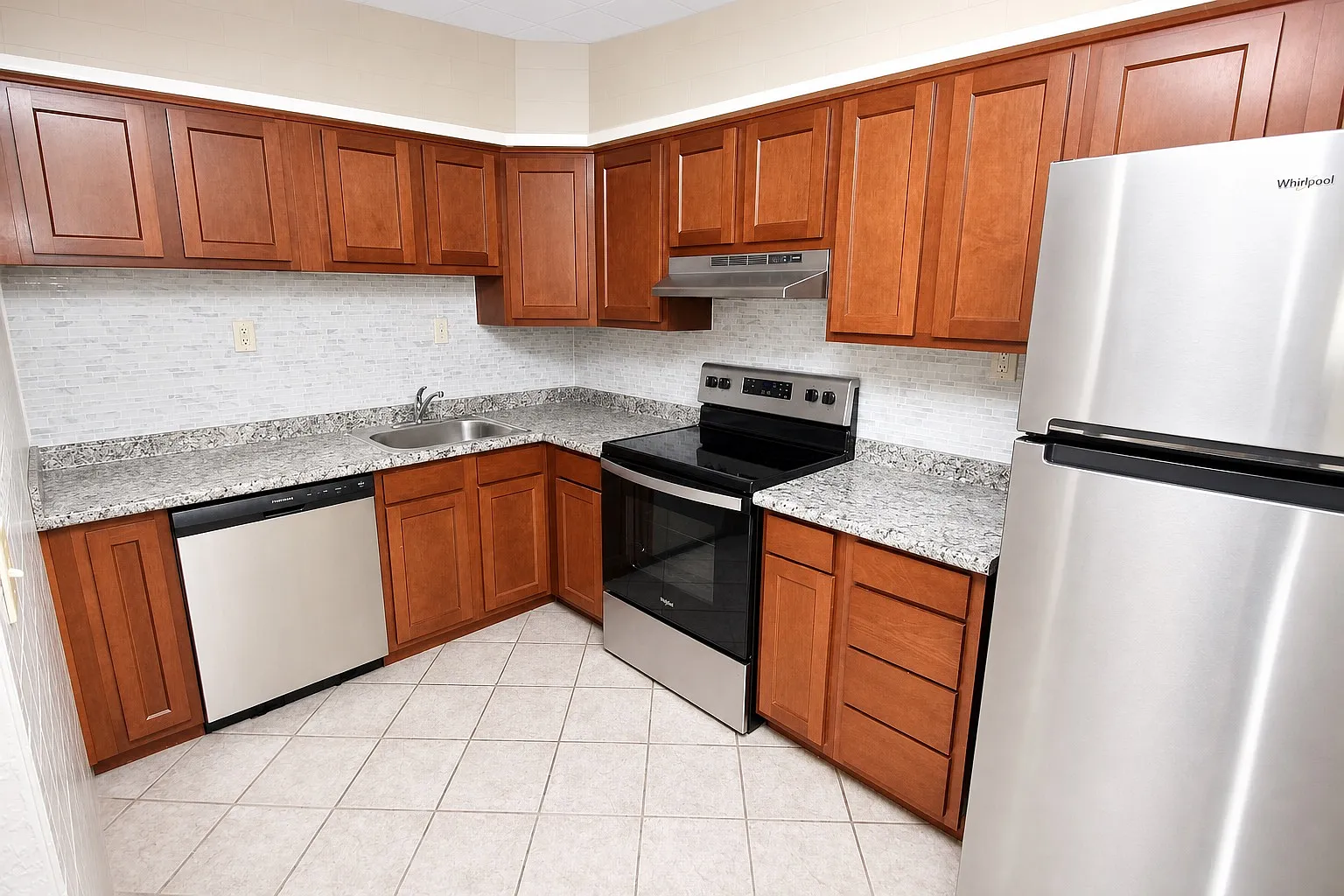 1 bed, $1,009 — Photo 1