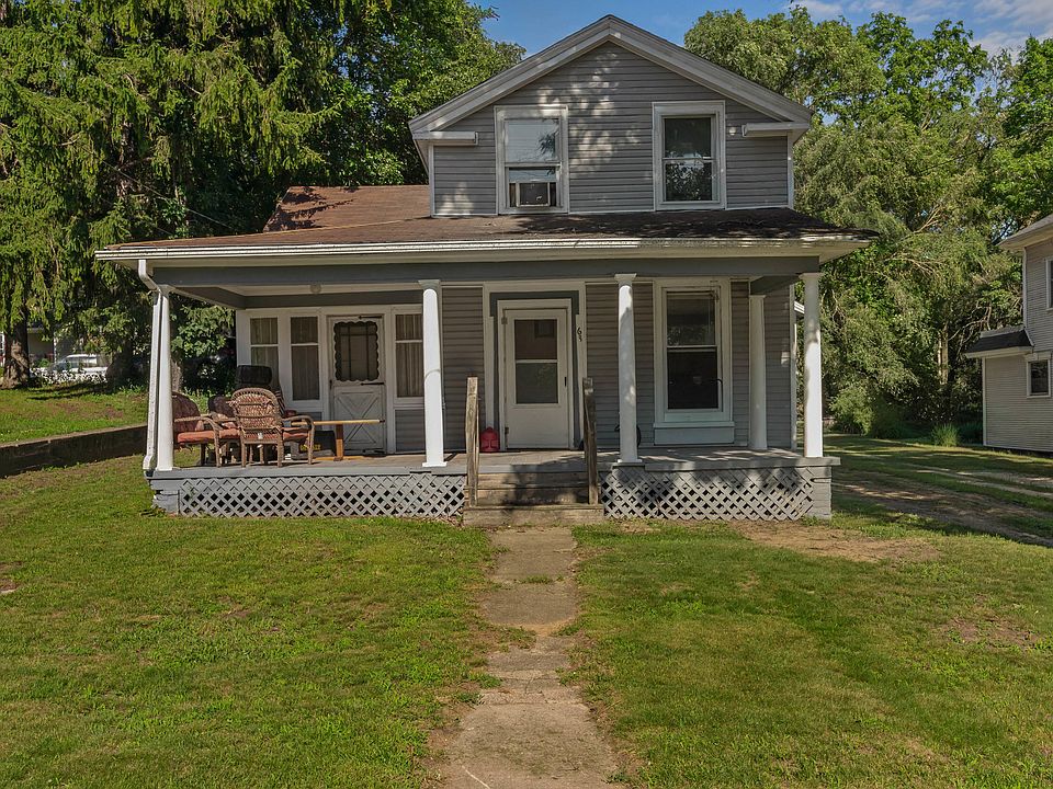 1st image of 63 Oak St