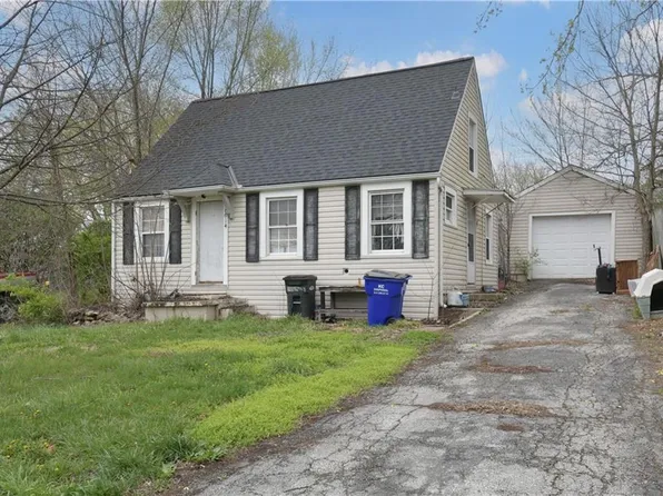 8614 Pershing Rd, Raytown, MO 64138