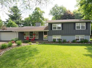 1103 Dobbin Dr, Kalamazoo, MI 49006