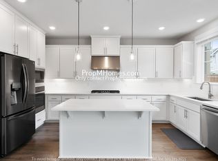 17316 SW Harrier Ln, Beaverton, OR 97007