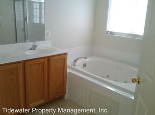 10497 Damascus Park Ln, Damascus, MD