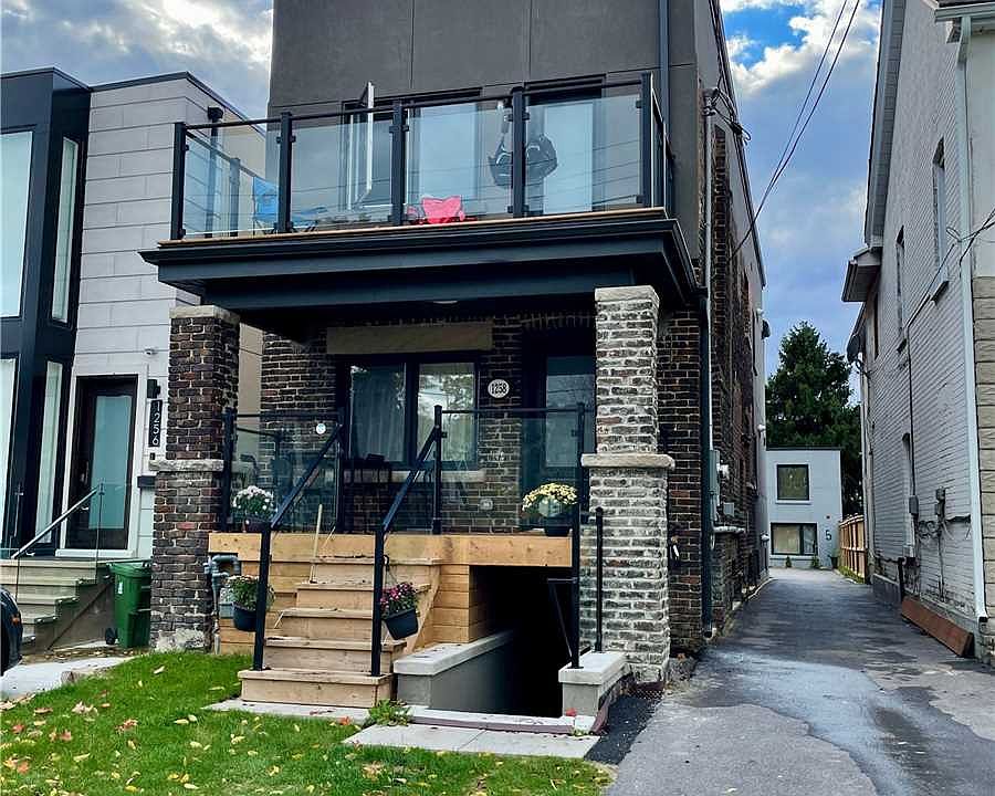 1258 Broadview Ave 3, Toronto, ON M4K 2T4 Zillow
