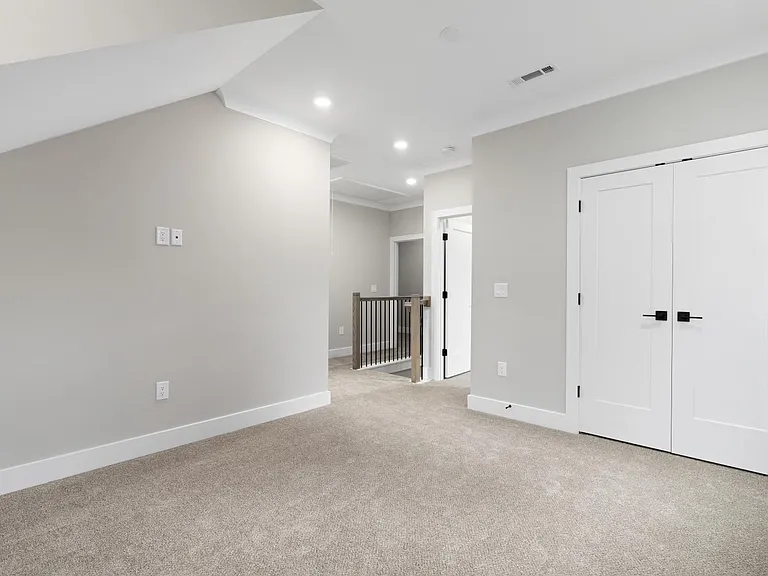 6104 Fox Rd — Photo 27