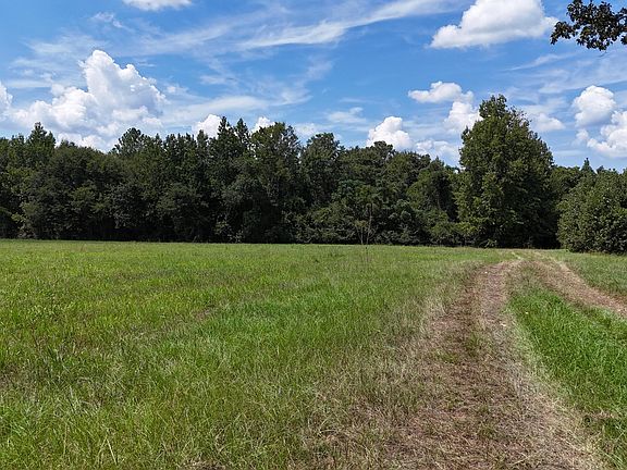 2nd image of 286 Shrike Rd