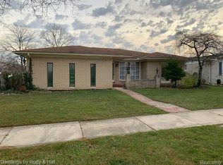 44107 Franciscan Dr, Canton, MI 48187