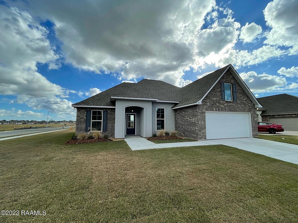 1st image of 401 Arbor Springs Dr