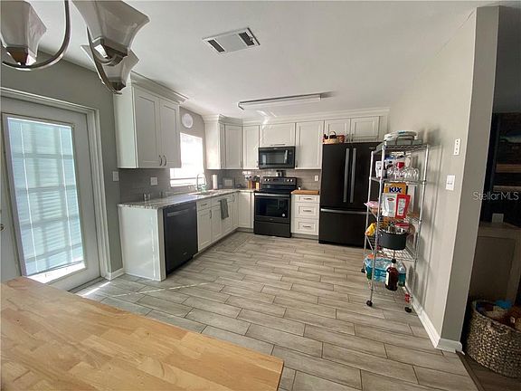 5th image of 5175 Misty Lake Dr