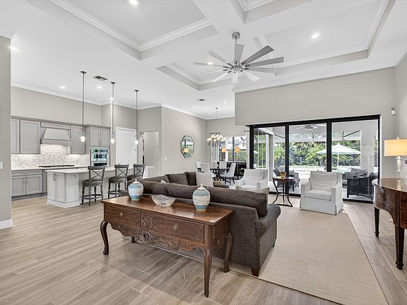 5th image of 9206 Balsamo Drive