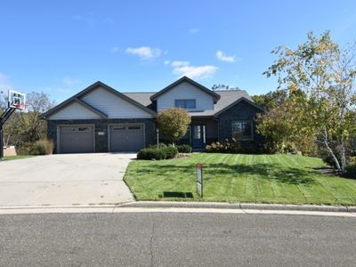2936 Green Ave, Mount Horeb, WI, 53572