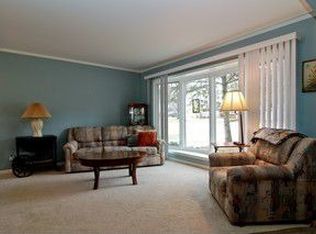 455 Tennyson Rd, Bartlett, IL 60103