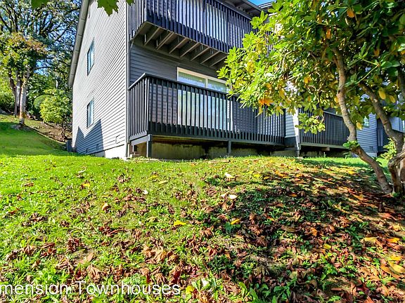 4th image of 5725 Auburn Way S #110