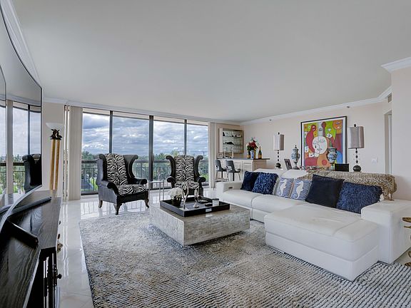 3rd image of 4100 N Ocean Dr APT 304