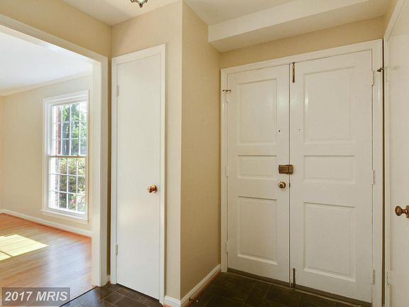 3rd image of 16644 S Westland Dr
